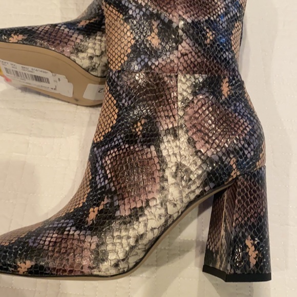 NWT SAM EDELMAN snake print Clarem boots - Picture 9 of 15